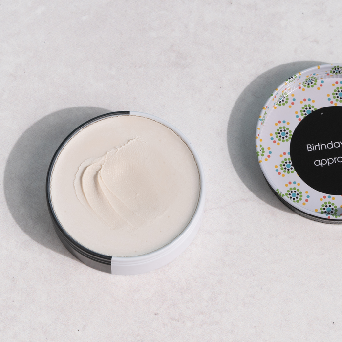 Woohoo Tux Natural Deodorant Paste – paste texture and application