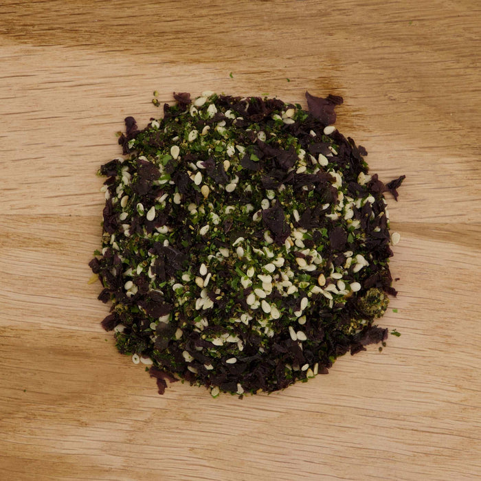 Close-up of Pacific Harvest garlic seaweed and sesame seasoning