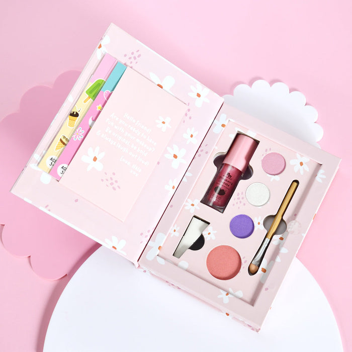 No Nasties Kids Nala Pressed Powder Natural Makeup Palette image 4